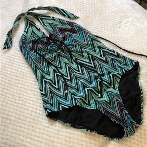 Old Navy One Piece Swimsuit